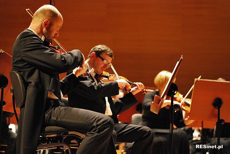 Koncert symfoniczny "Z lekkością i wigorem"