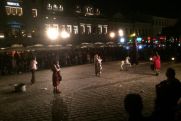 Zdjęcie z niedzielnego spektaklu plenerowego na rzeszowskim Rynku