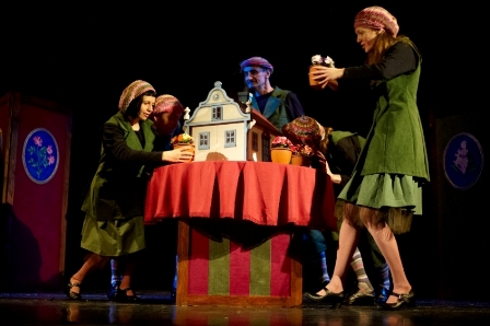 Kwiecień w teatrze Maska